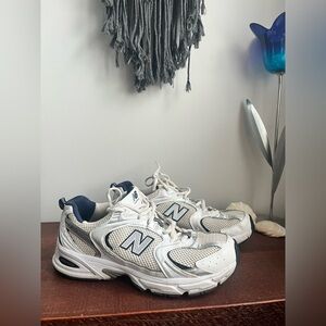 New Balance 530 White, Blue & Silver Athletic Shoes